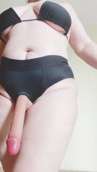잔인한 스트랩으로 판타지