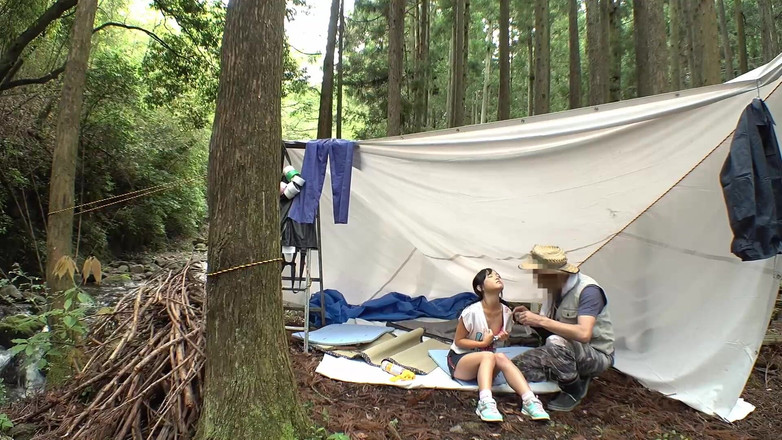 Raptor Inc: Video von Sonnenschönheiten im freien, vom Campingplatz-Manager 1 genommen