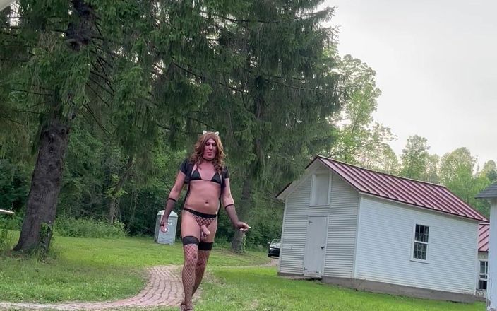Orlandi480: Jerking off Outdoors During the Day