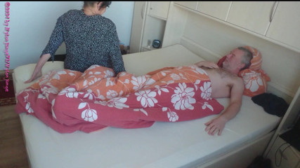 NylonjungeCarmen: Encuentro de sexo caliente con gorda milf 1 ** desnudarse **