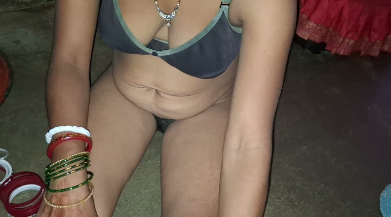 Sumaj: Desi Housewife