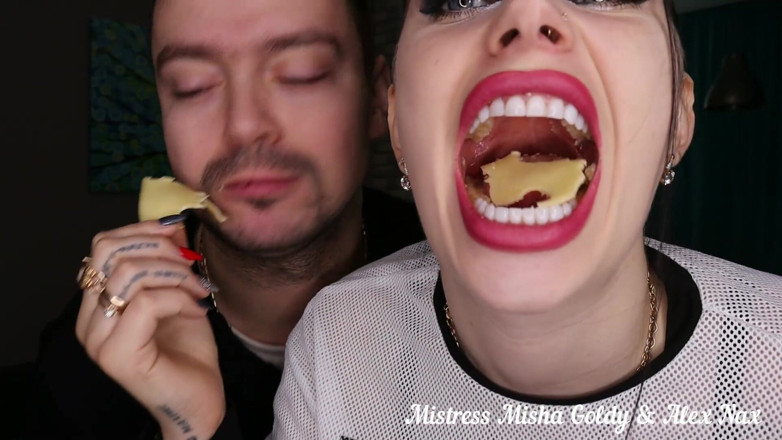 Goddess Misha Goldy: Un couple de géants vous fait jouir et vous mange...