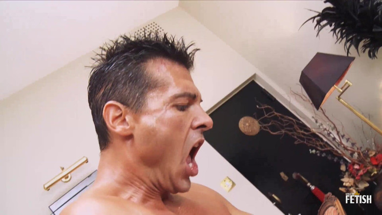 Family Role Playing: Naughty college girl seduces her gym trainer and have hard...