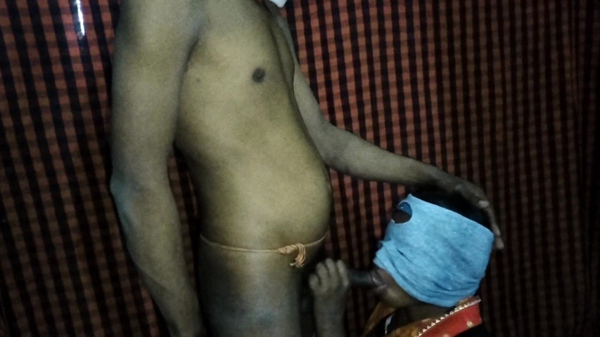 The Husband Was Not at Home, so the Wife Called Her Boyfriend and Had Sex with Him.desi (Sexy_Sali)