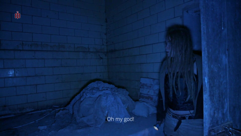 Inquisition and prison world: Leashed Crawling Girl - Dark House 2 #1