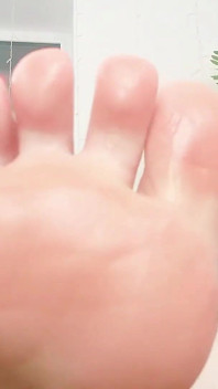 Sexy sexy sexy nohy: Arya Grander (foot fetiš)