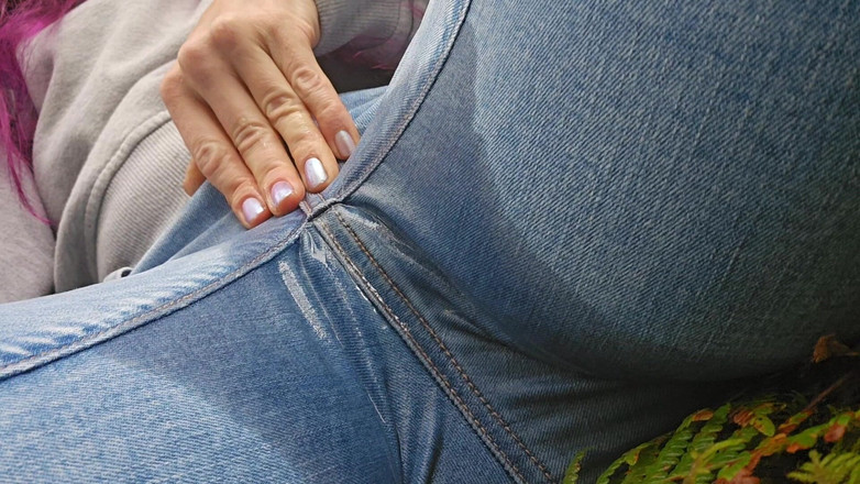 Nerdy_faery: Нові джинси від ae farts і piss