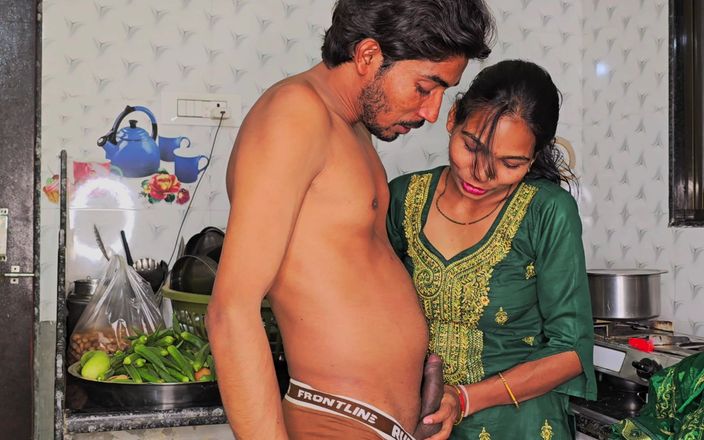 Kavend91: Mujhe Paise lekar chudna Pada हिंदी ऑडियो सेक्स