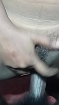 Demi-sœur indienne, baise hardcore sur une table, vidéo sympa