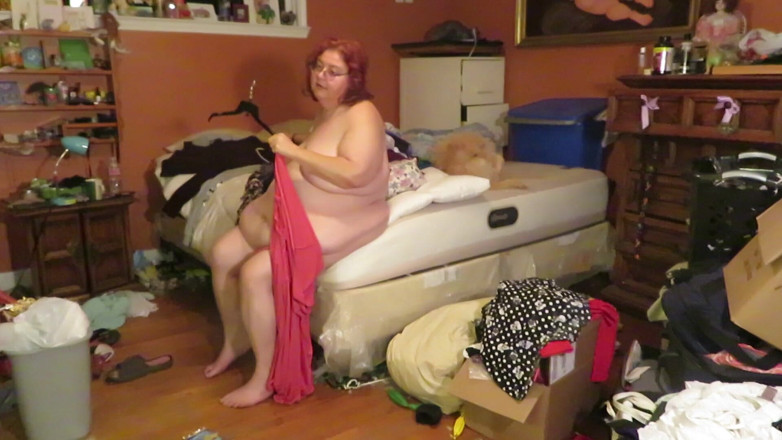 BBW nurse Vicki adventures with friends: Mijn was naakt vouwen