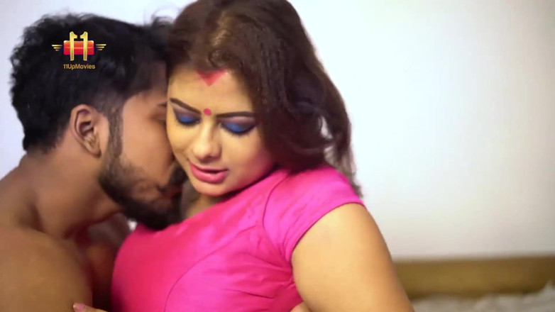 11upMovies: Awesome Experience of Love Making in Moonlit Evening