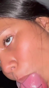 Sexo com uma latina gostosa em seus dias férteis