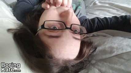 Boring Kate: Lei è in calore