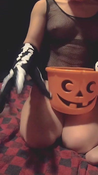Halloween Fisting até o cotovelo