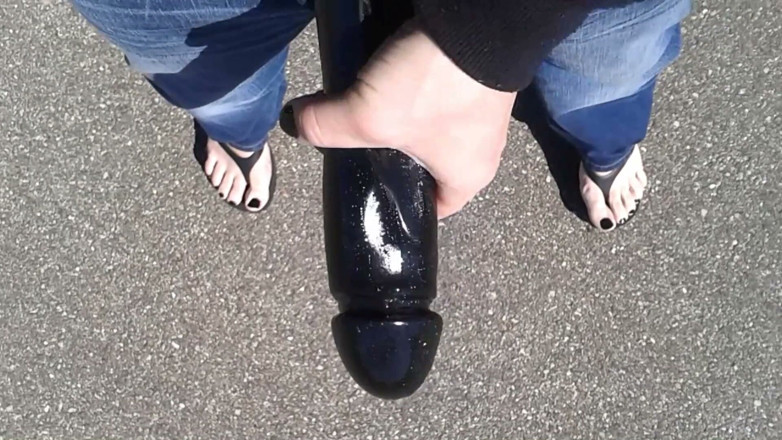 Heelex: Sexy Feet &amp; Big Black Cock