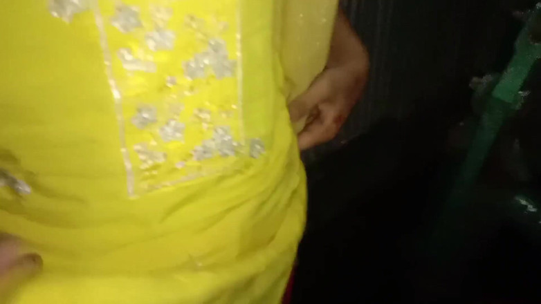 Deshi women: I Fucked My Girlfriend in the Bathroom