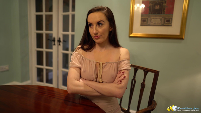 DownblouseJerk: Sophia smith - uttejit poorv patni