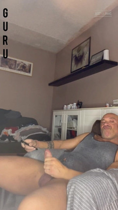 Mr. Guru: Talking Talking After Jerking. Mr Guru Bodybuilder at Home