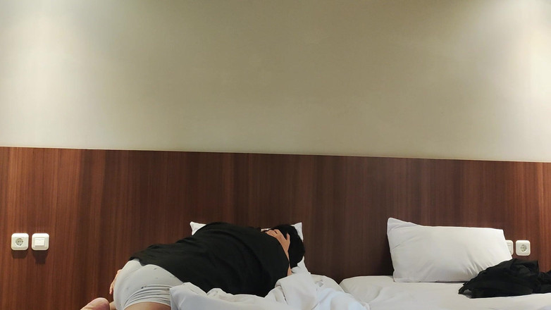 Micooowww04: Parte 1 Obok obok novio chico hasta que él está rojo