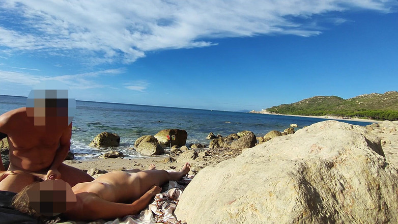 Miss Creamy: Extraños Atraparon a Mi Esposa Tocando Y Follando Mi Gran...