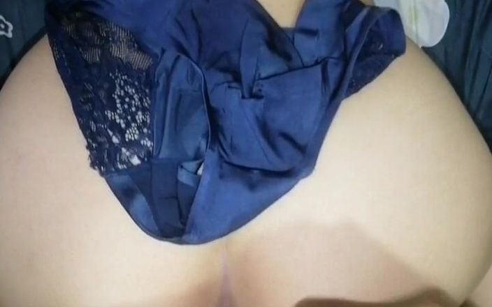 TheSumandak: पति का दोस्त पैंटीज बेचना चाहता है yaya