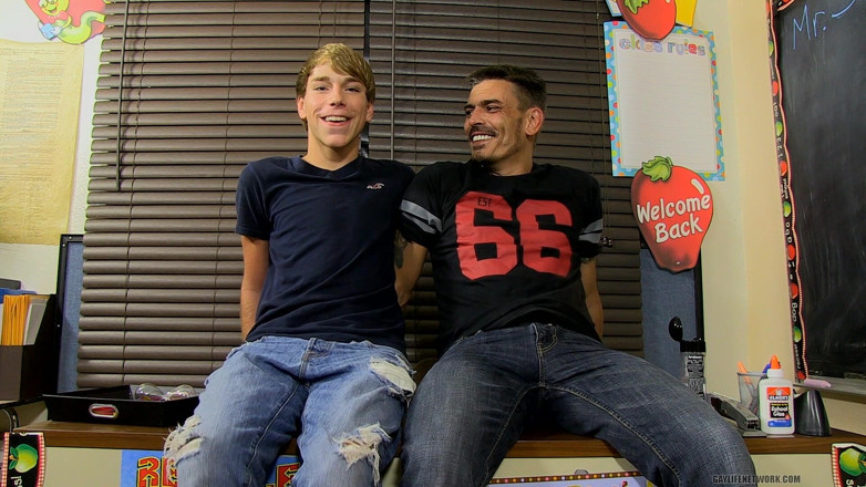 Teach Twinks: On Set with Jr &amp; Collin