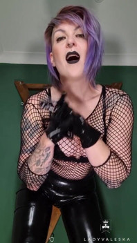 Letting you watch while I shine my latex