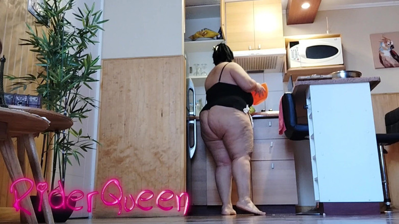 Riderqueen BBW Step Mom Latina Ebony: Sadece ben riderqueen büyük götlü latin iri güzel kadın