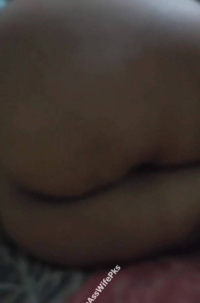 BigAssWifePks: Pakistanische ehefrau zeigt ihrem chef ihren dicken arsch