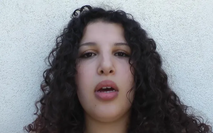 Paris Jango: Busty Girl with Big Tits Masturbates in the Garden