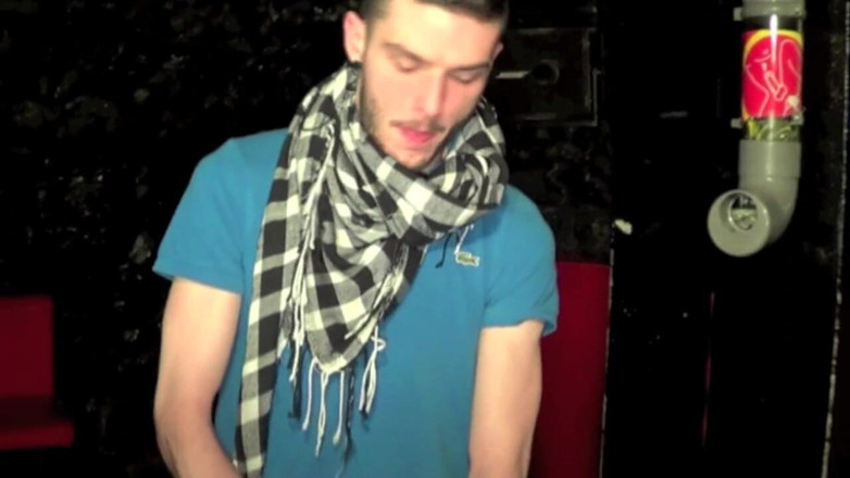 Discret Cruising sex: Young straigh fucked by boy bid cock in backroom