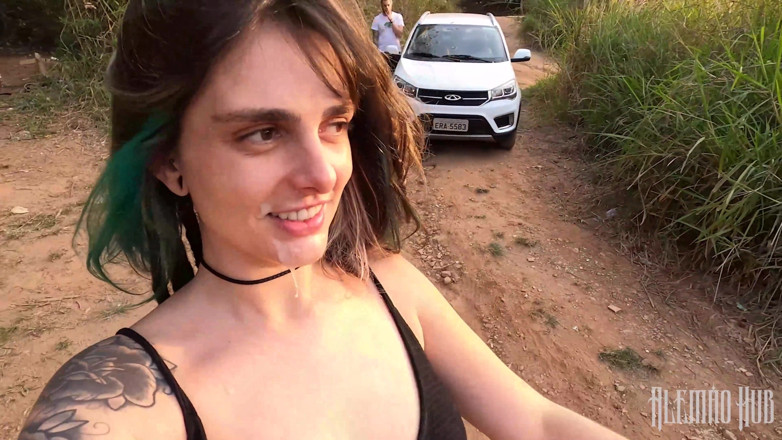 Alemao Hub: ドレッド・ホットが濡れてファックして、私たちはその行為に巻き込まれそうになったので、見に来てください!