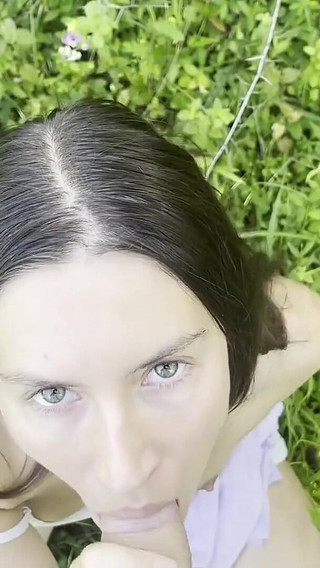Thumbnail of Quick Outdoor Blowjob