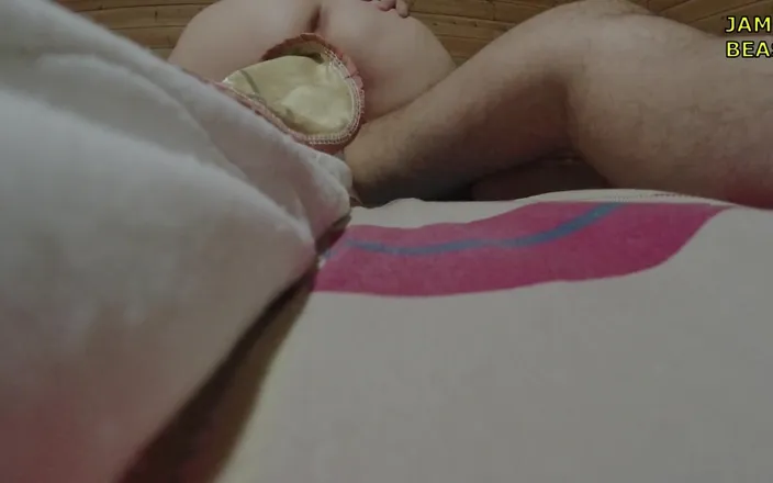 James Beast: Hot Sex in a Beach House and Creampie - Amateur Russian...