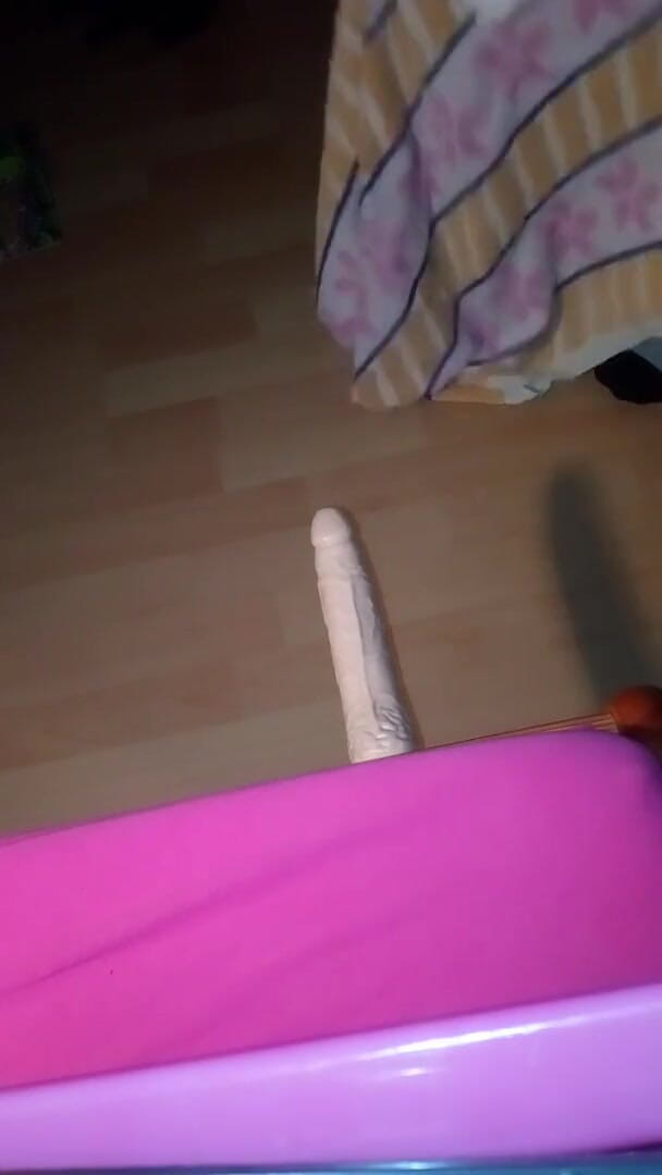 Sweethole: Teen gay yummy ass riding on my dildo