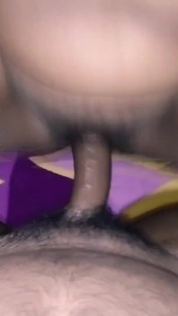 Bhabhi Miang India ditangkap oleh suaminya semasa dia melancap!! Video xxx bhabi deshi.