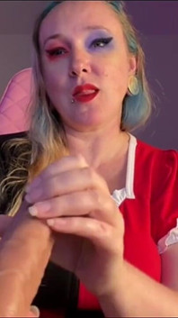 Harley Quinn macht handjob
