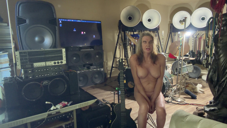 Lizzy Yum vintage and behind the scenes interviews: Lizzy yum vintage e dietro le quinte intervista esclusiva # 2