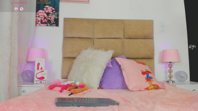 Amaiasonn: I Masturbate Intensely and Want to Be Controlled by a...