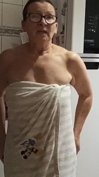 Бабуся дуже неслухняна