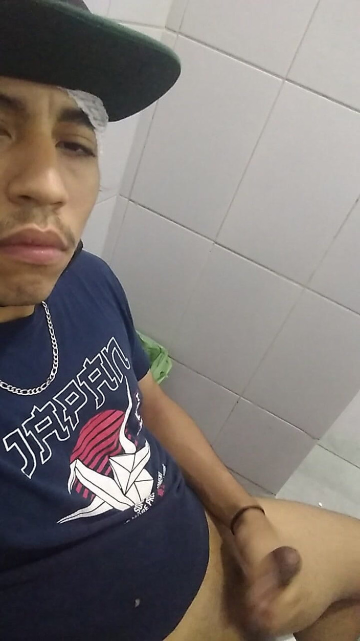 AlexAlejandro13: Gehen wir ein bisschen in die öffentlichen Toiletten