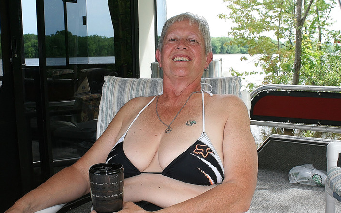 No morals pictures: Orgasmus centrální