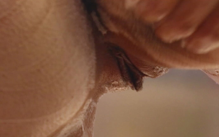 Casal Malu: 浴室で裸