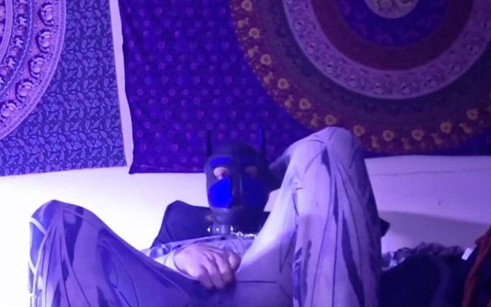 Robert48569: Solo Puppy Play Bodysuit Nohy Bare. Self bondage lanová maska...