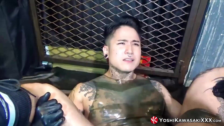 Yoshi Kawasaki XXX: Yoshikawasakixxx - Submisivní Yoshi Kawasaki dostane extrémní fisting