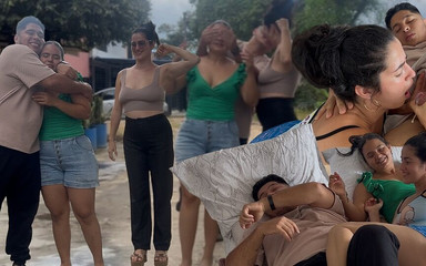 NamiQsein: Arkadaşımın erkek arkadaşı dinlenirken sikini bana sokuyor