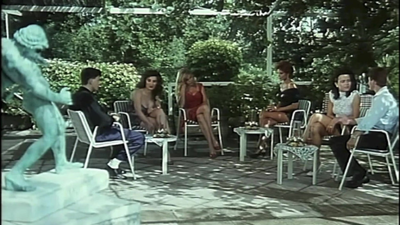 Inthe MILF room: Vintage orgia w ogrodzie z owłosionymi cipkami i twardymi kutasami