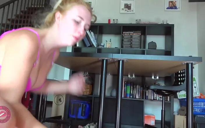 Samantha Rone: La babysitter samantha Rone ottiene ciò che ha sempre voluto