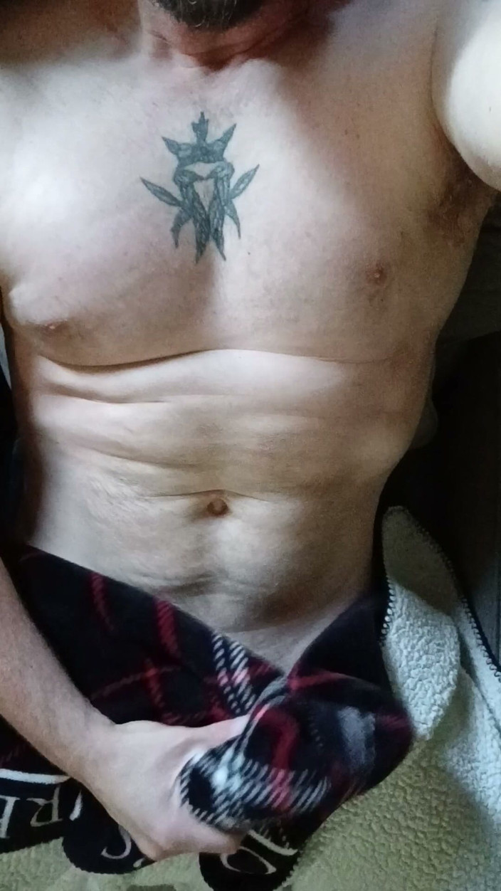 Themilkman618: Jacking off My Bwc Shirtless with a Victoria Secret Blanket