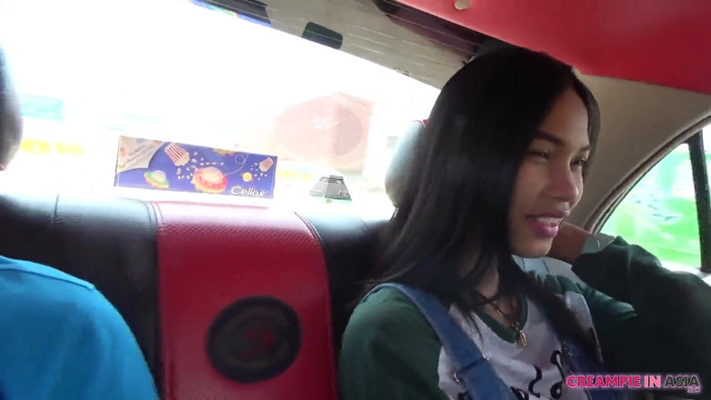 Creampie In Asia: I went to a villa with private pool in 2 days / 1...
